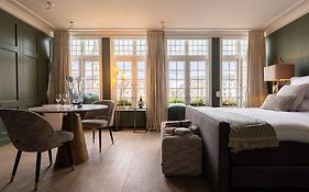 Rooms With A View